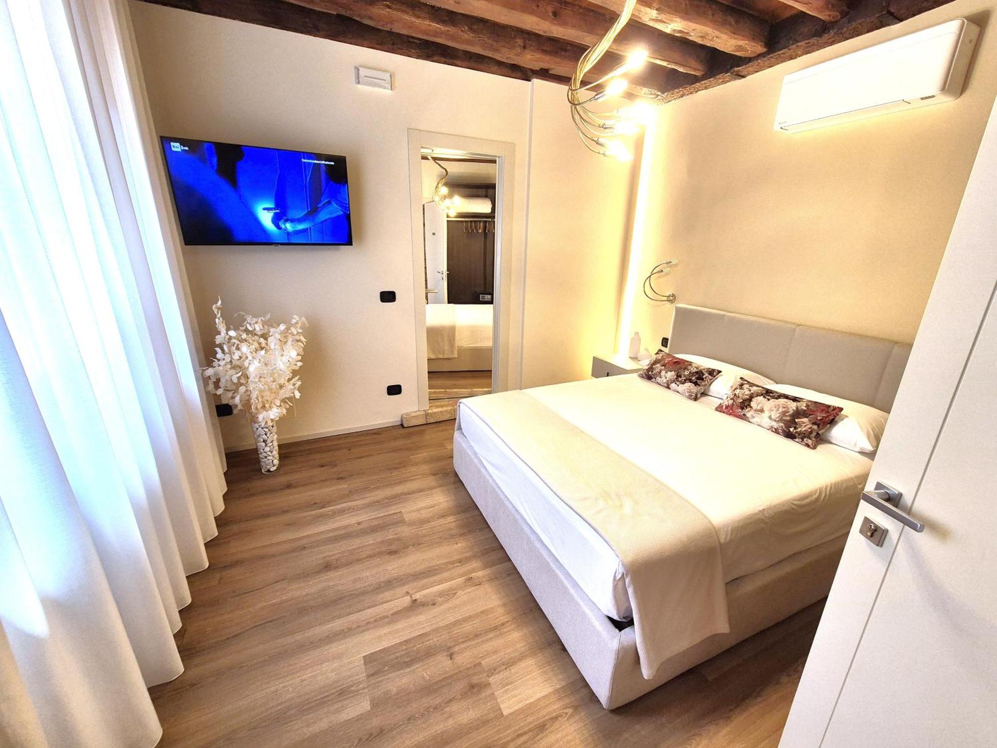 Sarpi Apartment & Suite Udine Luaran gambar