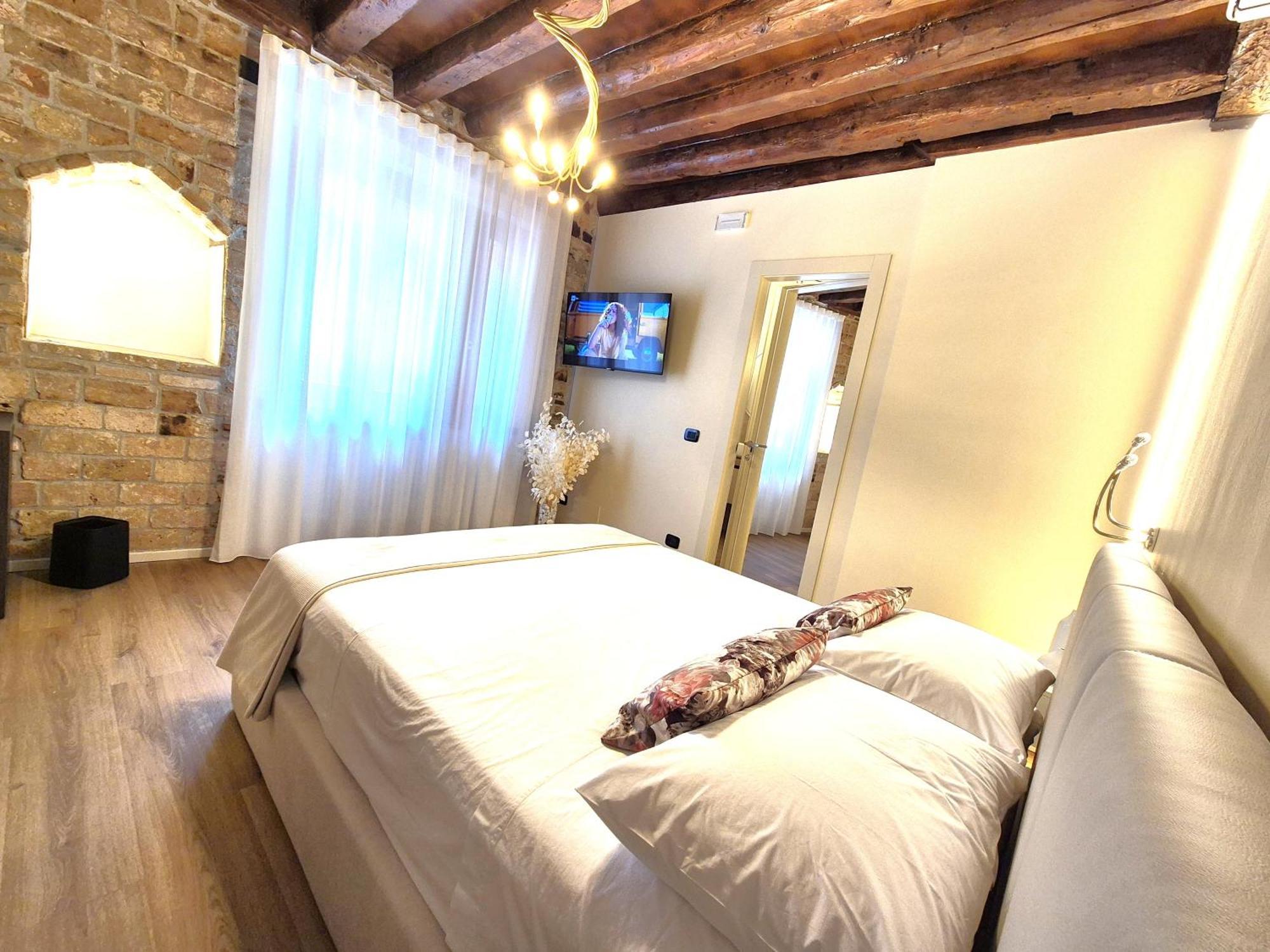 Sarpi Apartment & Suite Udine Luaran gambar